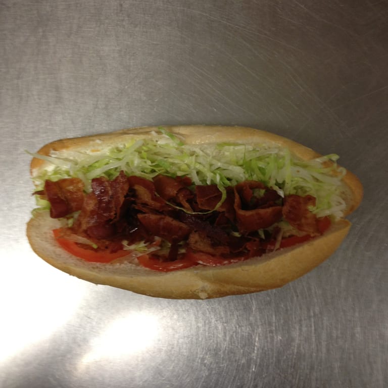 BLT: A Classic Sandwich Favorite