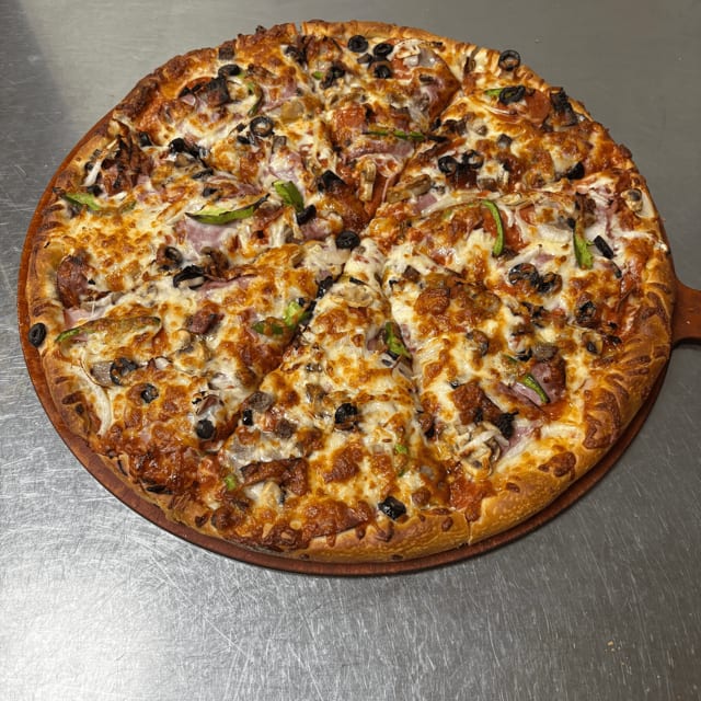 Mr. G's Special Pizza (Medium).